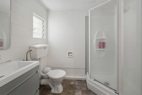 Photo of property in 11 Nisbet Terrace, Kinloch, Taupo, 3377