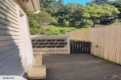 Photo of property in 12c Tyne Street, Island Bay, Wellington, 6023