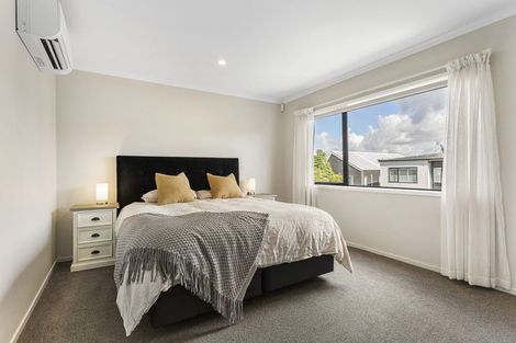 Photo of property in 18 Tuatua Road, Hobsonville, Auckland, 0616
