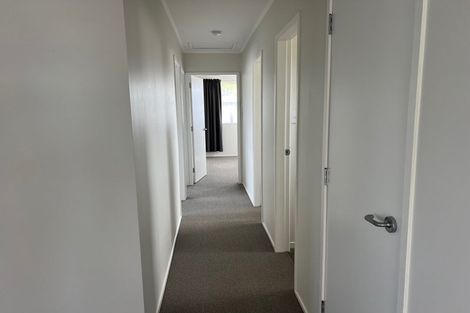 Photo of property in 71 Meadowvale Drive, Levin, 5510