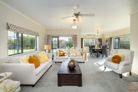 Photo of property in 15 Campbell Drive, Martinborough, 5711