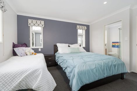 Photo of property in 114a Helston Road, Paparangi, Wellington, 6037