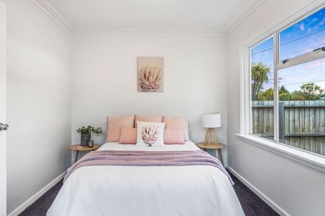 Photo of property in 21 Marriotts Road, North New Brighton, Christchurch, 8083