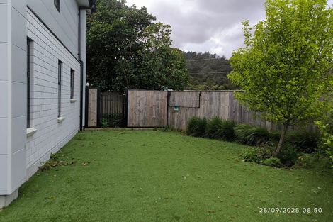 Photo of property in 7/4 Johnston Grove, Taita, Lower Hutt, 5011