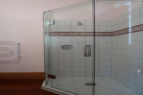 Photo of property in 32 Woodland Road, Johnsonville, Wellington, 6037