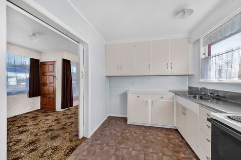 Photo of property in 14 Surrey Street, Hawera, 4610