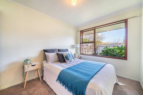 Photo of property in 2/2 Parera Grove, Heretaunga, Upper Hutt, 5018