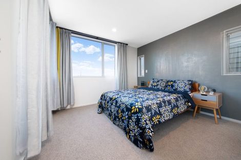 Photo of property in 10 Hea Road, Hobsonville, Auckland, 0616