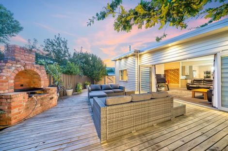 Photo of property in 9 Parkwood Grove, Trentham, Upper Hutt, 5018