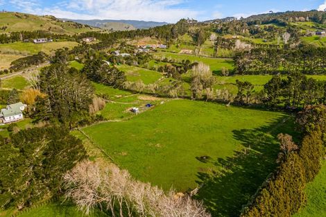 Photo of property in 276 Taiapa Road, Muriwai, 0881