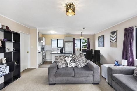 Photo of property in 1/12 Aurea Avenue, Pakuranga, Auckland, 2010