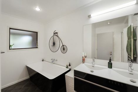 Photo of property in 18a Hauraki Road, Orongo, Thames, 3574