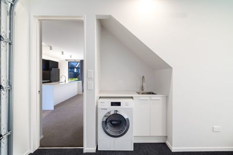 Photo of property in 93 Innes Road, St Albans, Christchurch, 8052