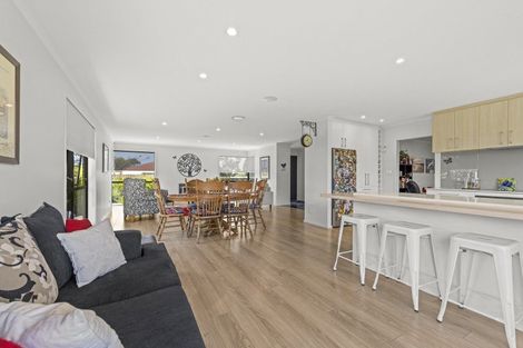 Photo of property in 7 Molesworth Drive, Mangawhai, 0505