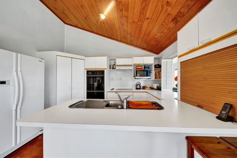 Photo of property in 36 Karina Road, Merrilands, New Plymouth, 4312