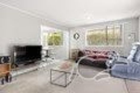 Photo of property in 2 Miro Street, New Lynn, Auckland, 0600