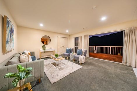 Photo of property in 23 Garrett Place, Riverstone Terraces, Upper Hutt, 5018
