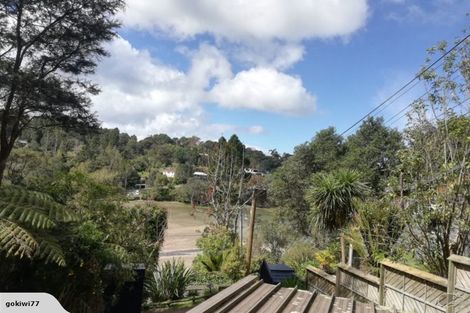 Photo of property in 11 Paturoa Road, Titirangi, Auckland, 0604