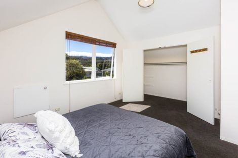 Photo of property in 11 Benzie Avenue, Wallaceville, Upper Hutt, 5018