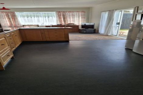 Photo of property in 62 Gisborne Terrace, Opunake, 4616