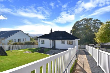 Photo of property in 32 Stenhope Crescent, Corstorphine, Dunedin, 9018
