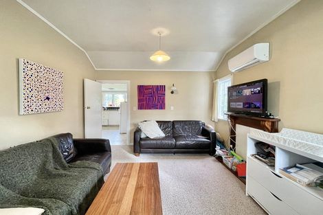 Photo of property in 5 Kauri Street, Eastbourne, Lower Hutt, 5013