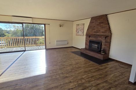 Photo of property in 13 Charles Dickens Drive, Mellons Bay, Auckland, 2014