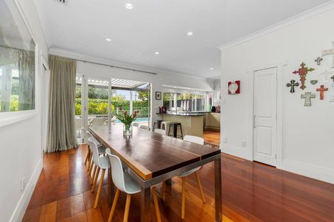 Photo of property in 27 Oban Road, Westmere, Auckland, 1022