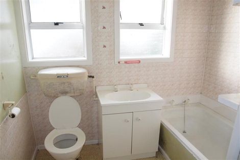 Photo of property in 104 Martin Street, Strathern, Invercargill, 9812