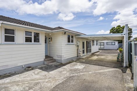 Photo of property in 41 Chingford Close, Mangere, Auckland, 2022