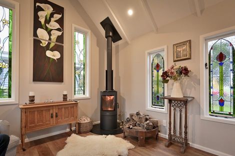 Photo of property in 207 Murdoch Road East, Akina, Hastings, 4122