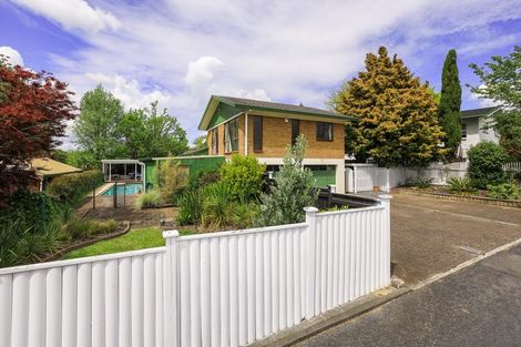 Photo of property in 18 Brookview Court, Queenwood, Hamilton, 3210