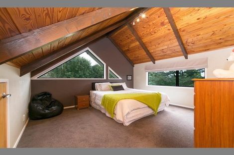 Photo of property in 42 Wirihana Road, Titirangi, Auckland, 0604