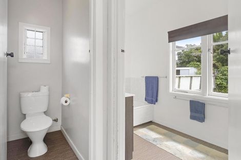 Photo of property in 5 Hamilton Place, Pukekohe, 2120