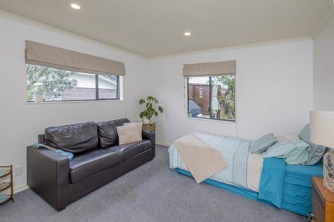 Photo of property in 8 Te Ropata Place, Waikanae Beach, Waikanae, 5036