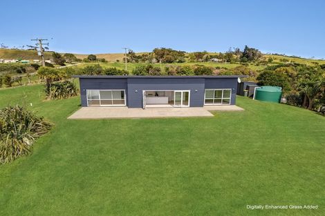 Photo of property in 3143 South Head Road, South Head, Helensville, 0874