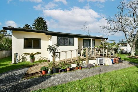 Photo of property in 33e Springs Road, Parakai, 0830