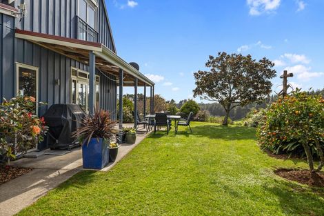 Photo of property in 211 Smart Road, Hillsborough, New Plymouth, 4372
