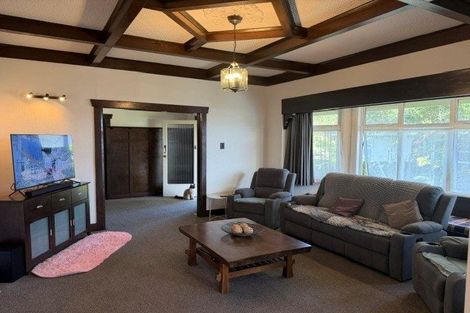 Photo of property in 27 Atiawa Street, Glen Avon, New Plymouth, 4312