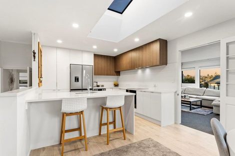 Photo of property in 8 Brixton Road, Manly, Whangaparaoa, 0930