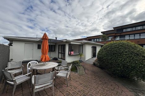 Photo of property in 35 May Street, Mount Maunganui, 3116