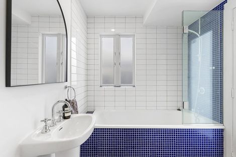 Photo of property in 29 Stafford Road, Northcote Point, Auckland, 0627