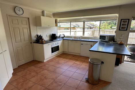 Photo of property in 9 Brosna Place, East Tamaki, Auckland, 2016