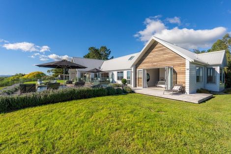 Photo of property in 1232 Taihape Road, Sherenden, Hastings, 4179