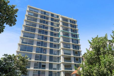 Photo of property in Jerningham Apartments, 20 Oriental Terrace, Oriental Bay, Wellington, 6011