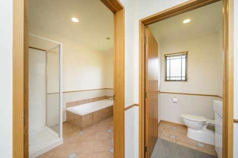 Photo of property in 6 Flemington Lane, Awapuni, Palmerston North, 4412