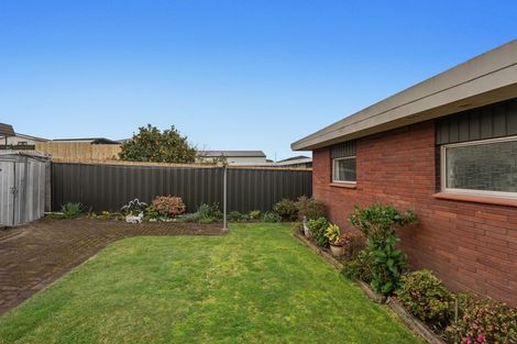 Photo of property in 17 Hikurangi Street, Whakatane, 3120