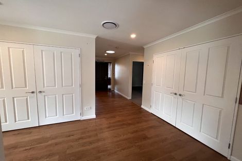 Photo of property in 35 Ruahine Place, Parklands, Christchurch, 8083