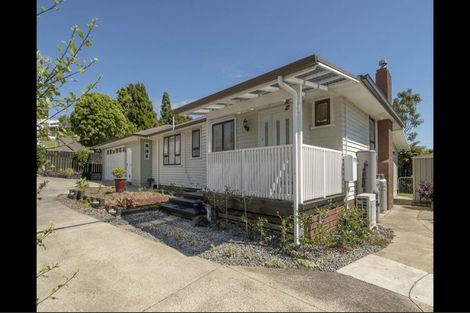 Photo of property in 22 Queen Road, Bellevue, Tauranga, 3110