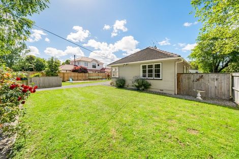 Photo of property in 2 Holdsworth Avenue, Trentham, Upper Hutt, 5018